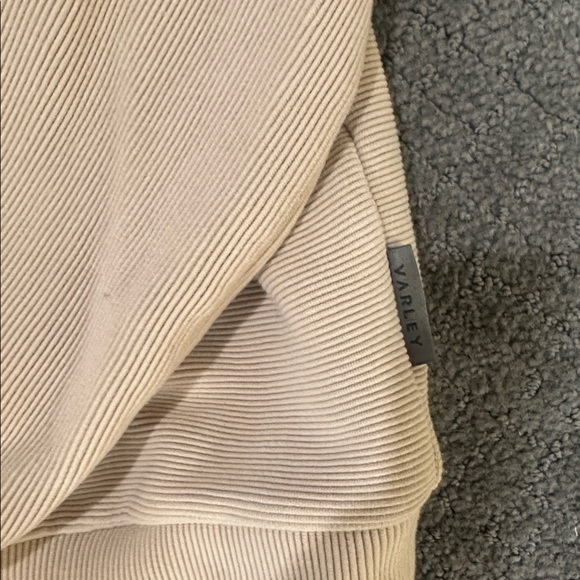 Varley Beige Ribbed vine half zip - Picture 3 of 5
